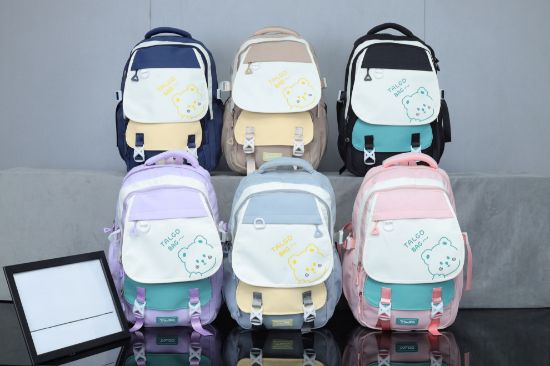 صورة حقيبة ظهر مدرسية للأطفال متعددة الجيوب بتصميم الدب الكرتوني من تالغو باج (TALGO BAG Cute Bear Backpack)