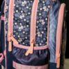 صورة  جلوسي بيرد (Glossy Bird) طقم شنطة ظهر مدرسية للبنات ( 3 قطع ) - مقاس 18