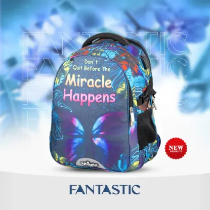 صورة حقيبة ظهر مدرسية للبنات من Fantastic - مقاس 18 تصميم الفراشة المضيئة مع عبارة ملهمة